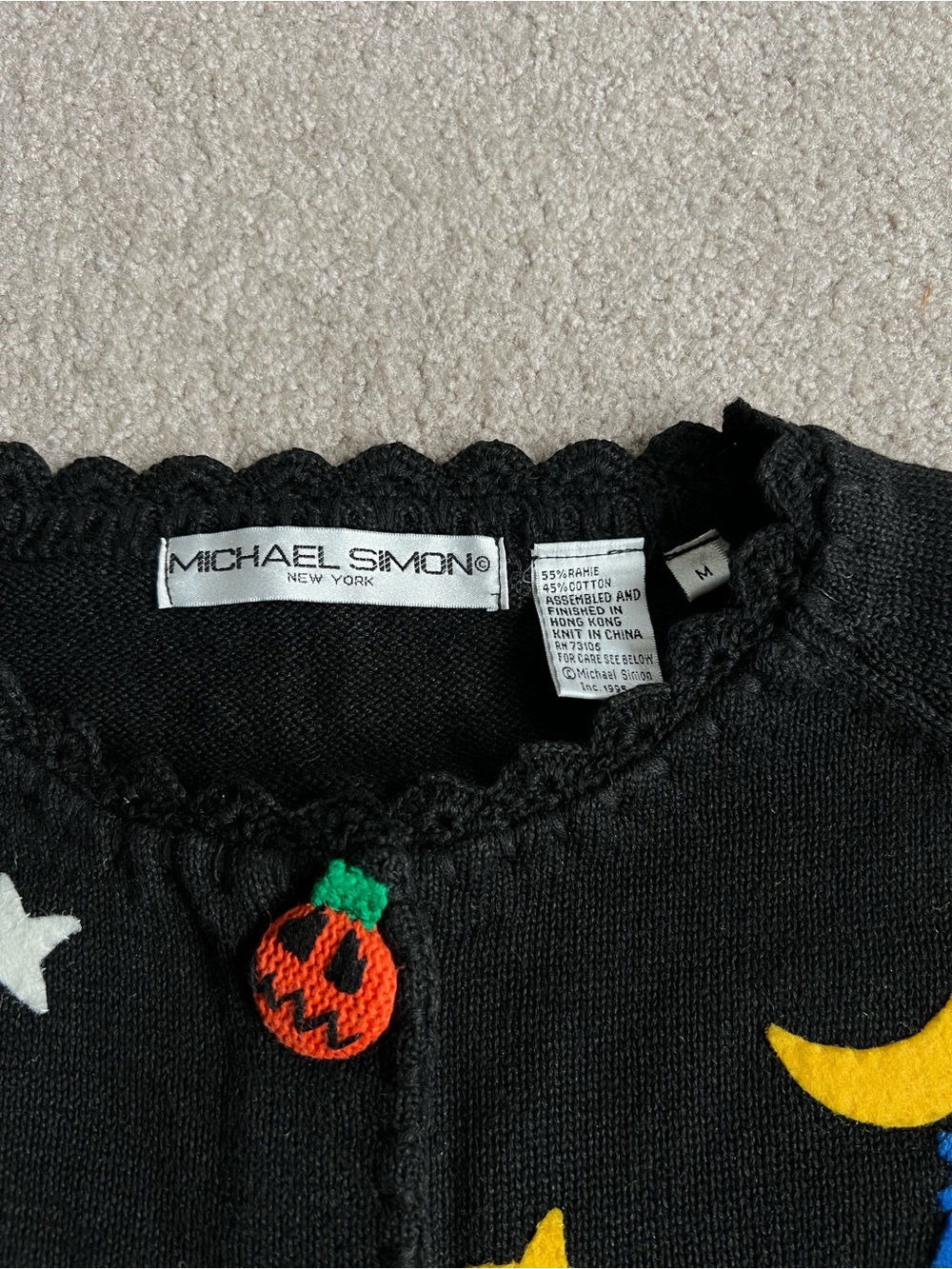 Michael Simon M Halloween Cardigan Sweater Hotel Transylvania Pumpkin Star Bats - Picture 7 of 7